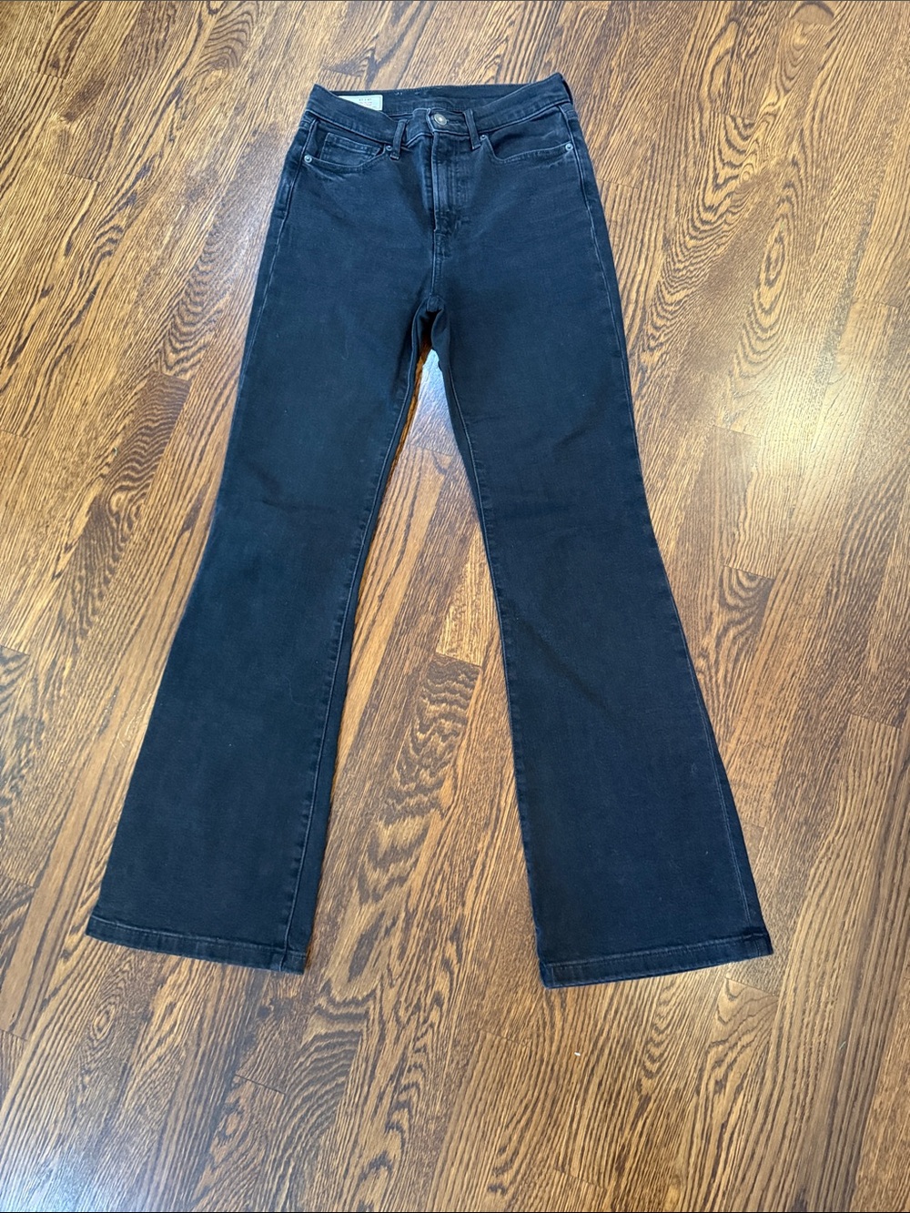 GAP Black Women's ‘70s Flare High Rise Jeans